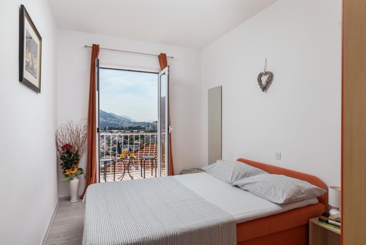 Apartment Mirna Ragusa Esterno foto