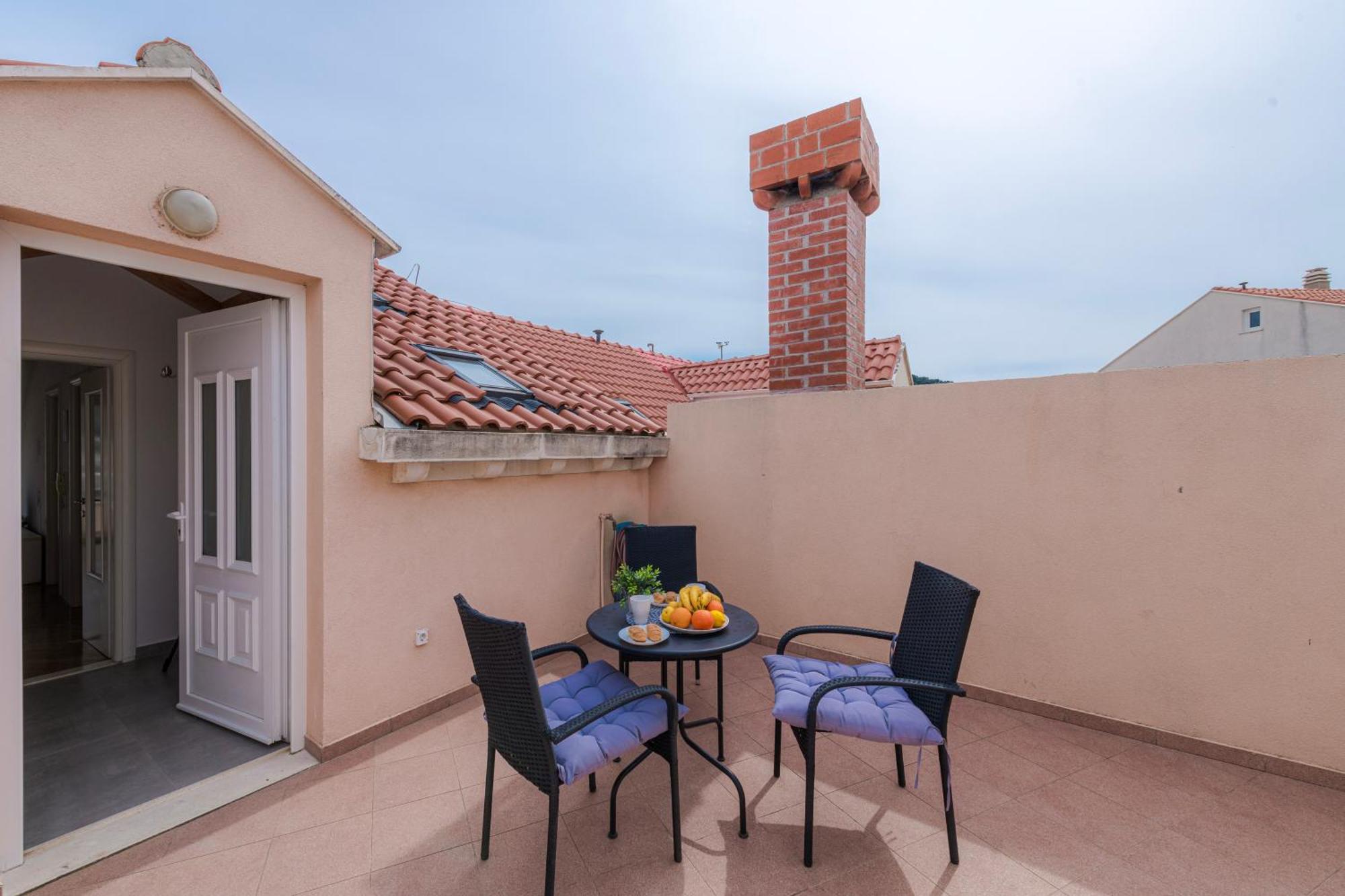 Apartment Mirna Ragusa Esterno foto